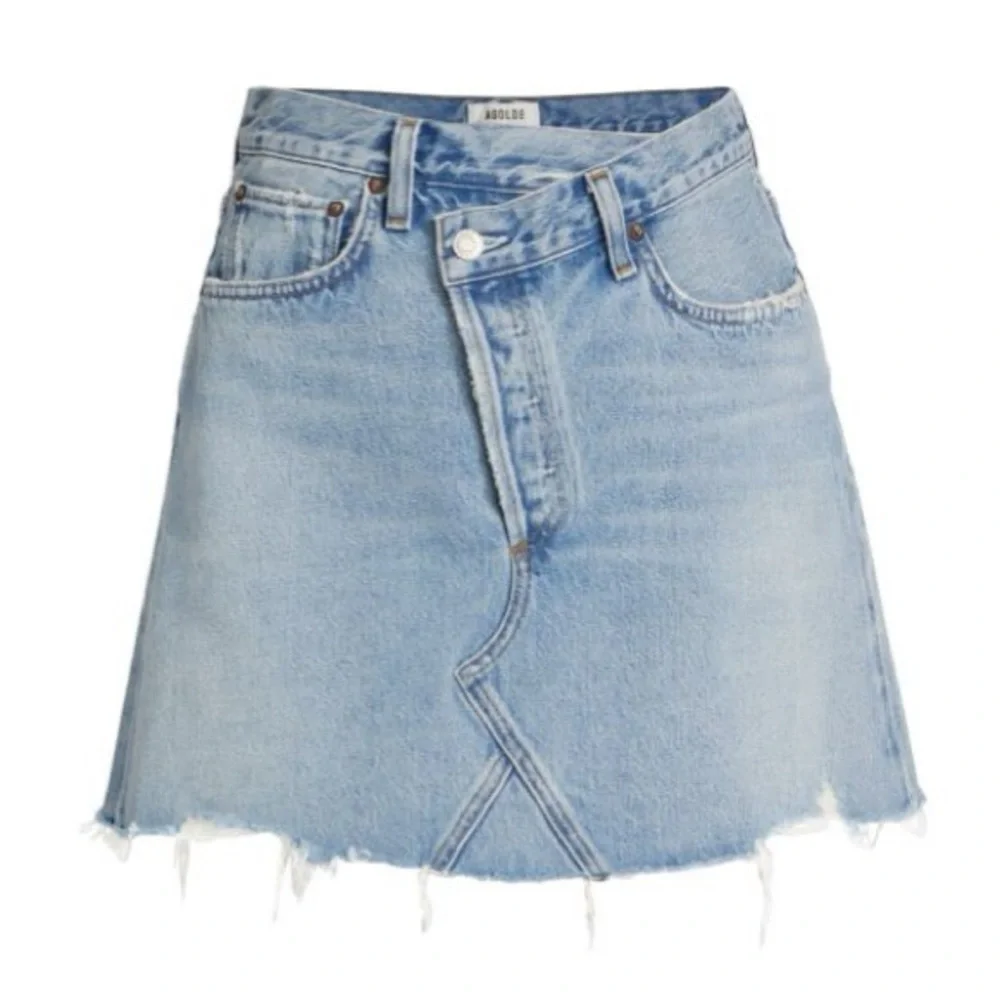 NWT Agolde Criss Cross Jean Mini Skirt Distressed Light Blue Frayed Hem Denim